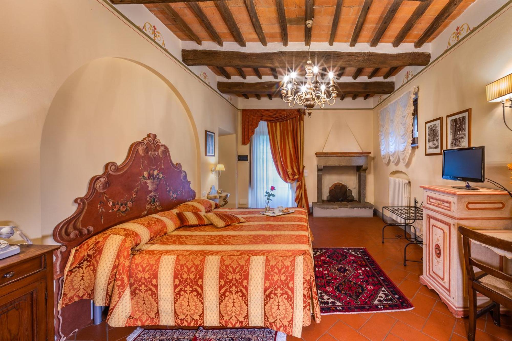 Villa Borgo San Pietro Кортона Экстерьер фото